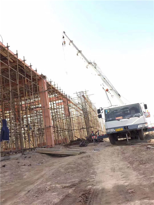 天全县25 吨、50 吨吊车怎么选？多大重量 / 半径适合对应车型？