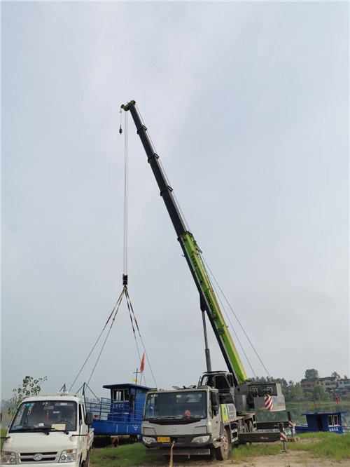 天全县桥梁建设吊装案例